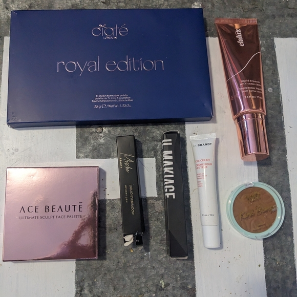 MAKEUP LOT - Picture 6 of 10